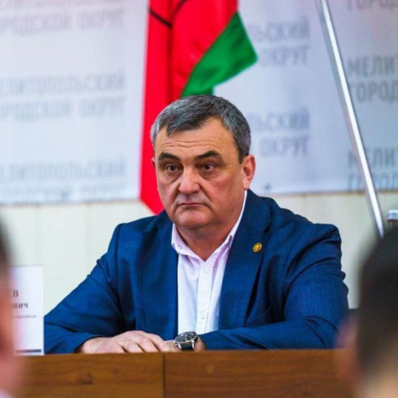 Сегодня свой юбилей отмечает глава администрации городского округа Мелитополь Сергей Борисович Золотарёв. Сегодня свой юбилей отмечает глава администрации городского округа Мелитополь Сергей Борисович Золотарёв.